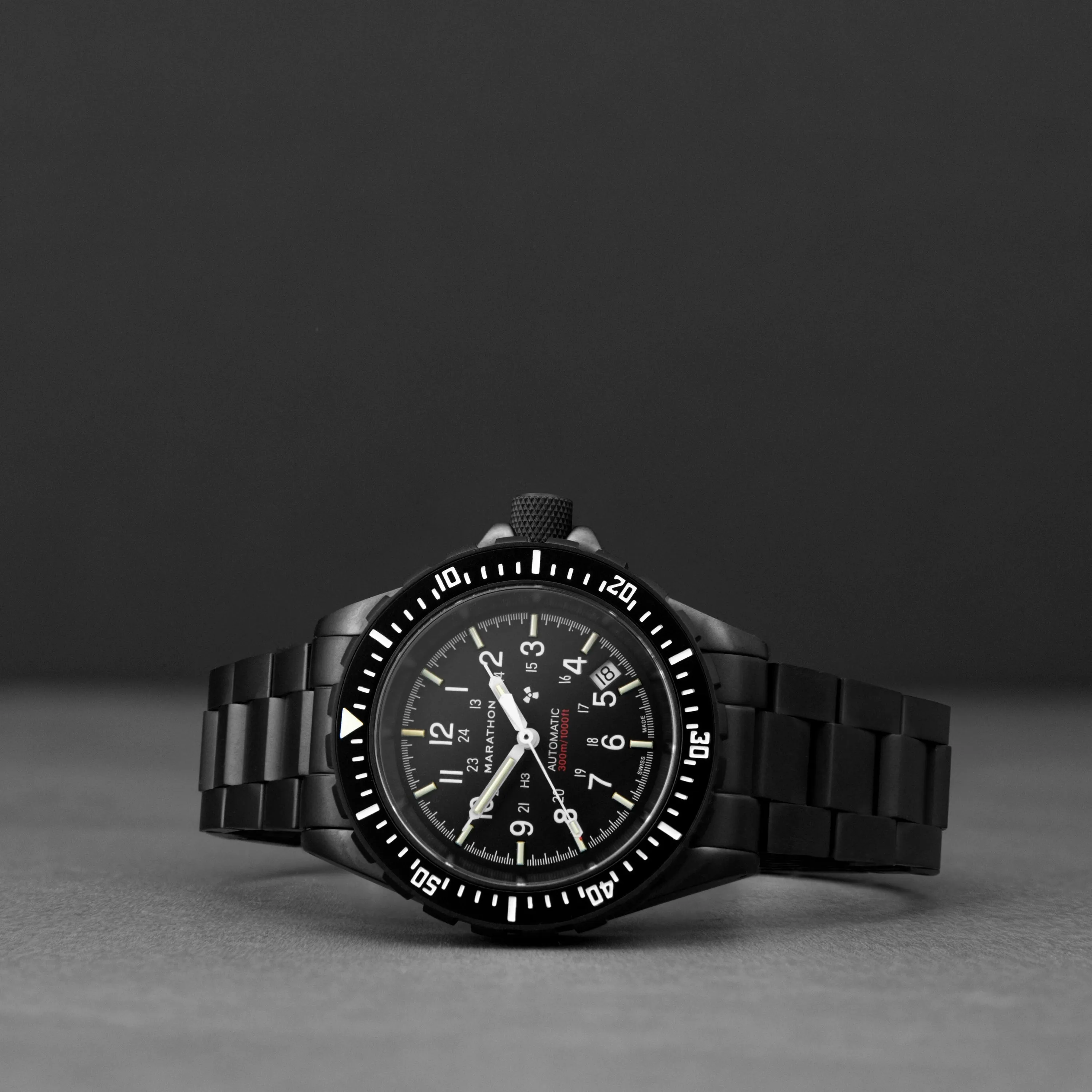 ANTHRACITE LARGE DIVER'S AUTOMATIC (GSAR) WITH STAINLESS STEEL BRACELET - 41MM