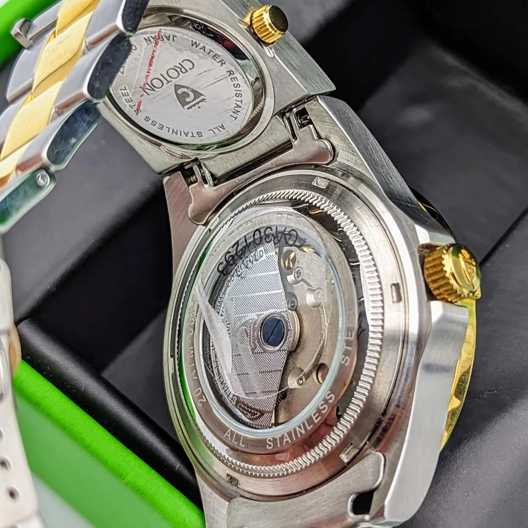 CROTON Wristwatch Two Time Zone Automatic and Quartz with Day Date Watch
