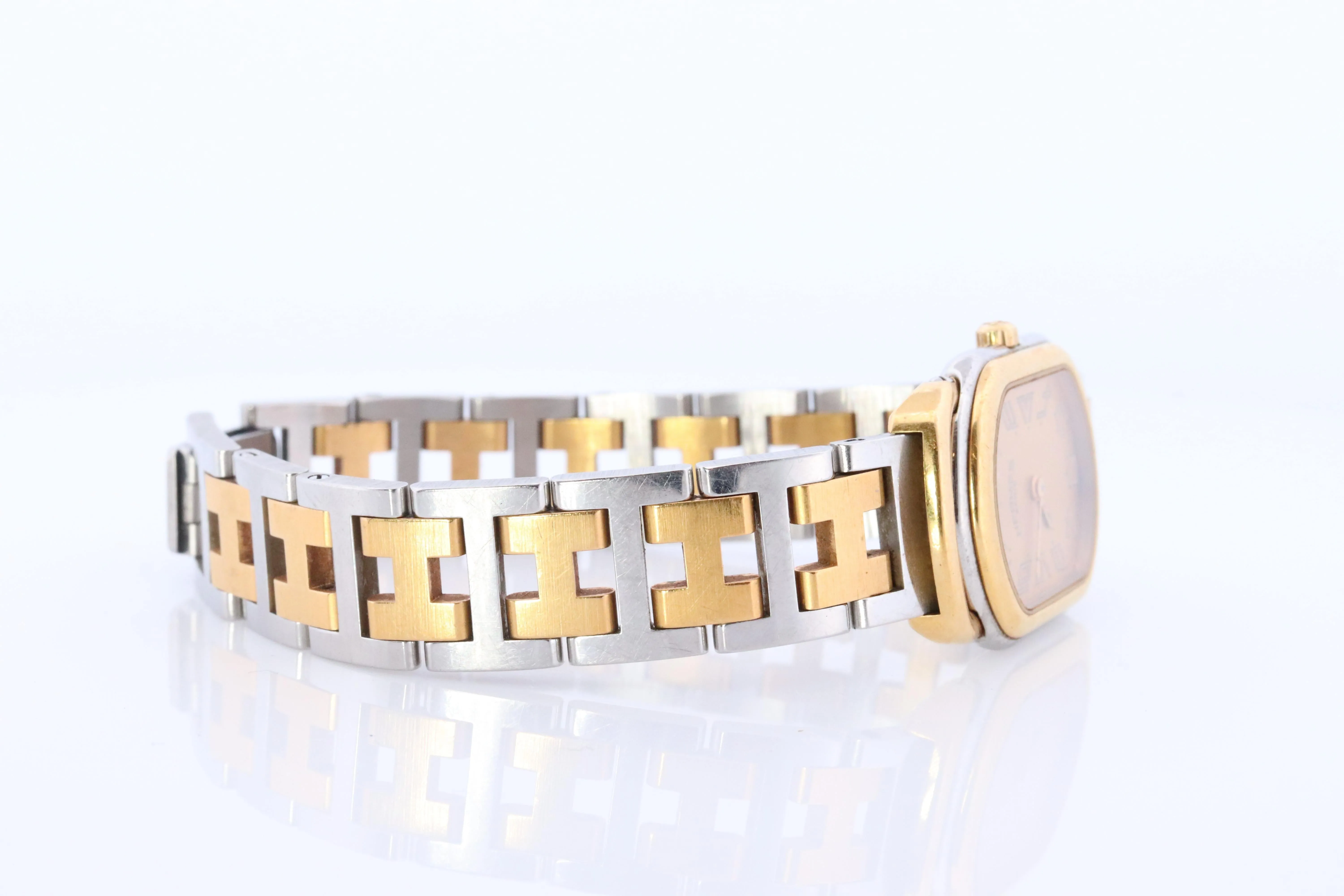 Genuine HERMES RALLYE Stainless Steel 21mm RA1.220 Quartz Watch Champagne.
