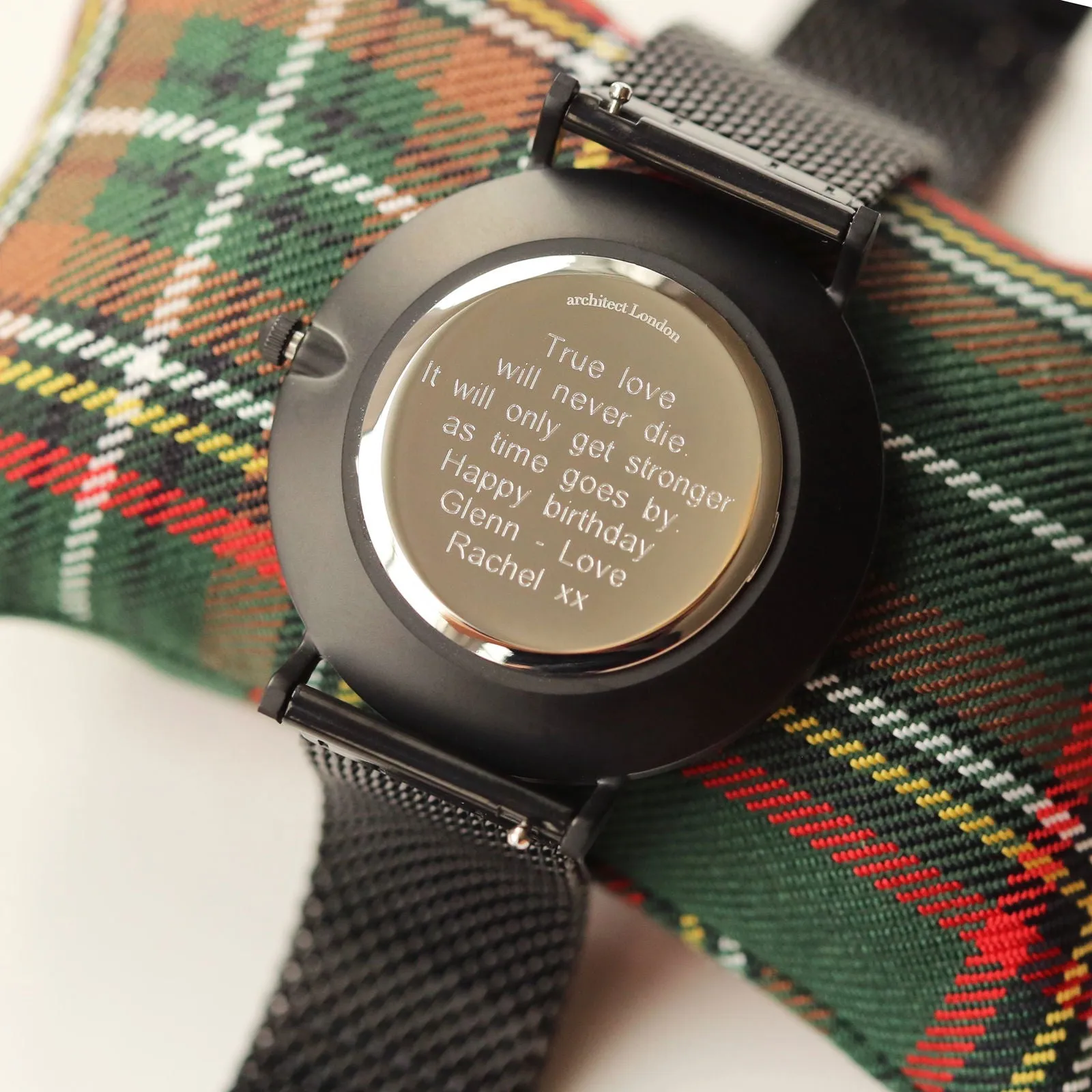 Men's Minimalist Engraved Watch In Pitch Black Mesh
