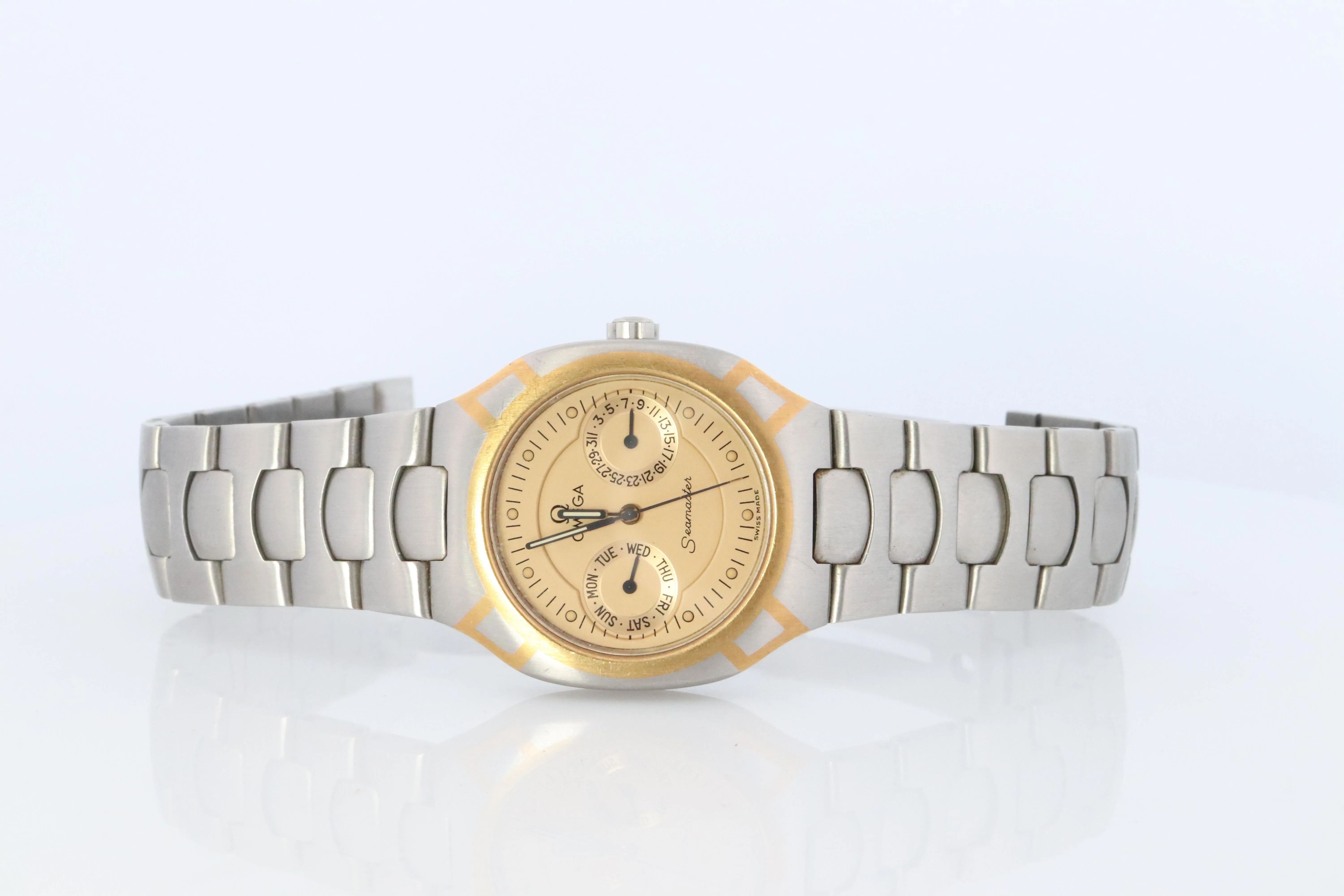 Omega Watch.  Omega Seamaster Polaris Quartz Date Wristwatch. Mens Omega