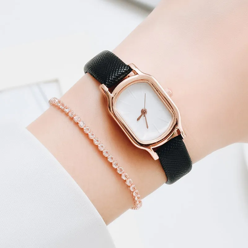 Sidiou Group Women's Fashion Black Small Watch Vintage Leather Ladies Wrist Watches Simple Oval Dial Dress Retro Female Quartz Wristwatch